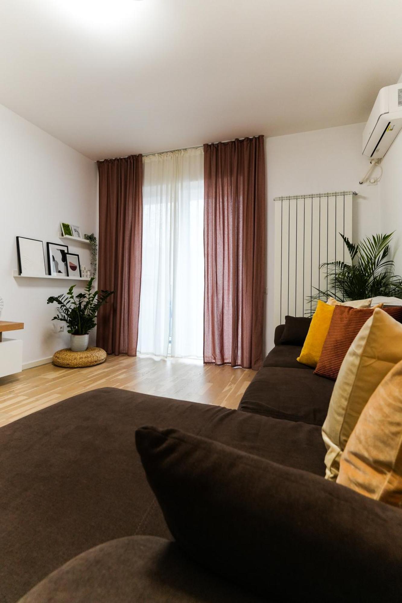 Amalia - Quiet 1Br Apartment With Parking & Wi-Fi Bucharest Exterior photo